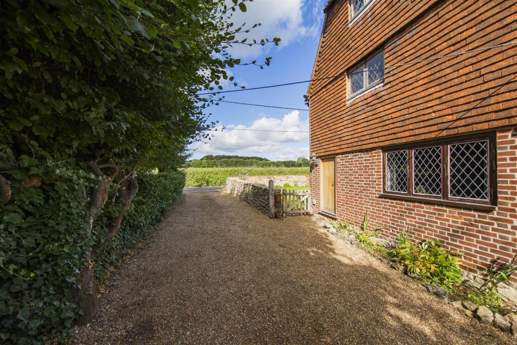 Drive to Side of House