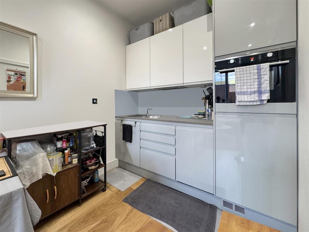 Kitchen.jpeg