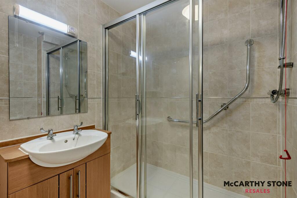 8596902-interior14-800.JPG