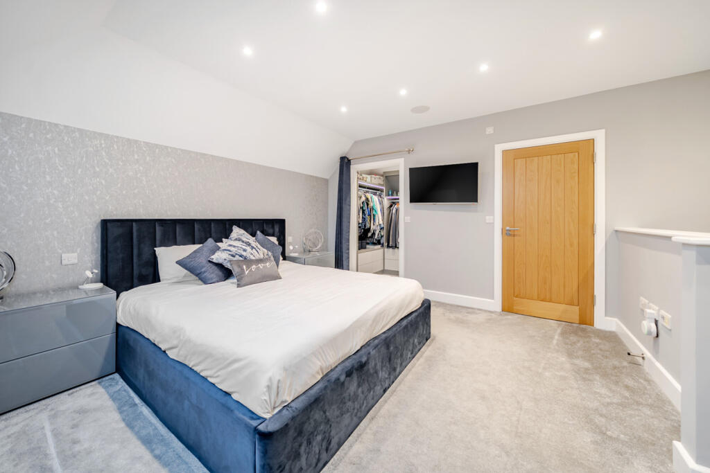 1388545-3-693bfb6...