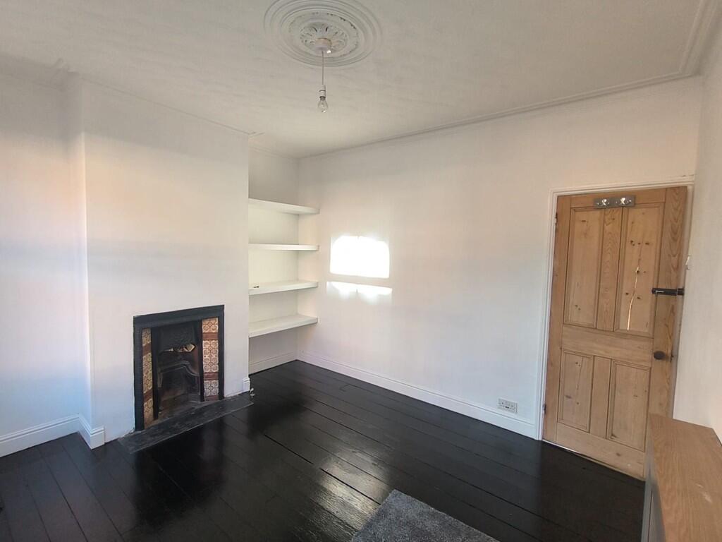 4b23eb32-0897-40d...