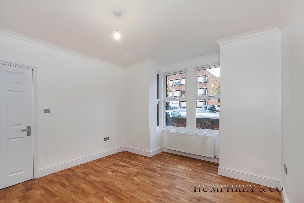 4 bedroom Terraced for sale