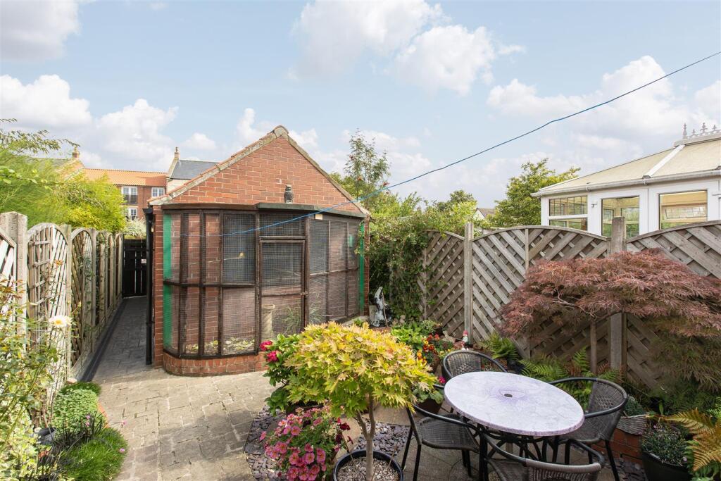 Maudon Avenue 40 External-8.jpg