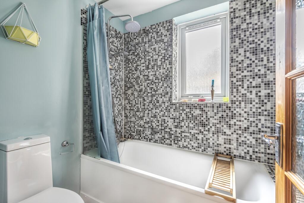 537610 (6)