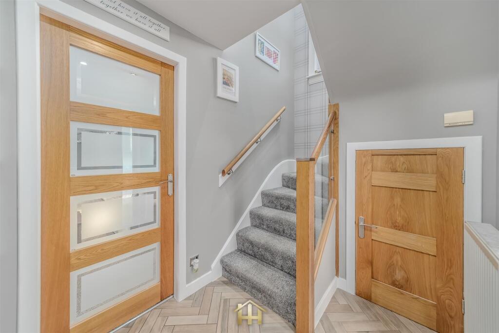 8 KETTINS TERR 191125 EDIT (29 of 46).jpg