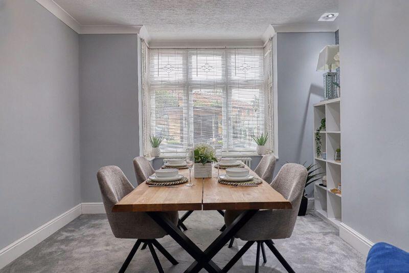 Lounge/Diner