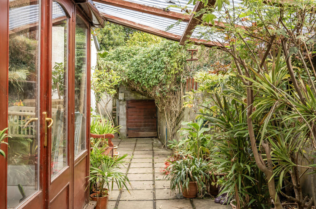 1346399-1-68bafc0...