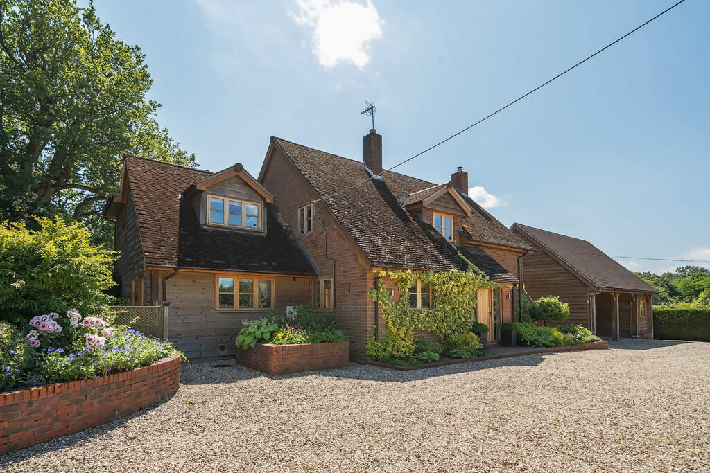 1303673-2-6852d77...