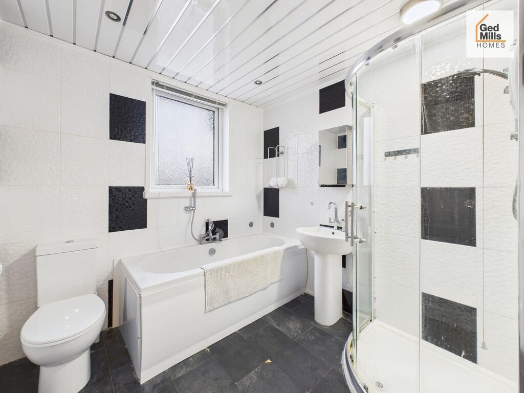 CAM02899G0-PR0070...