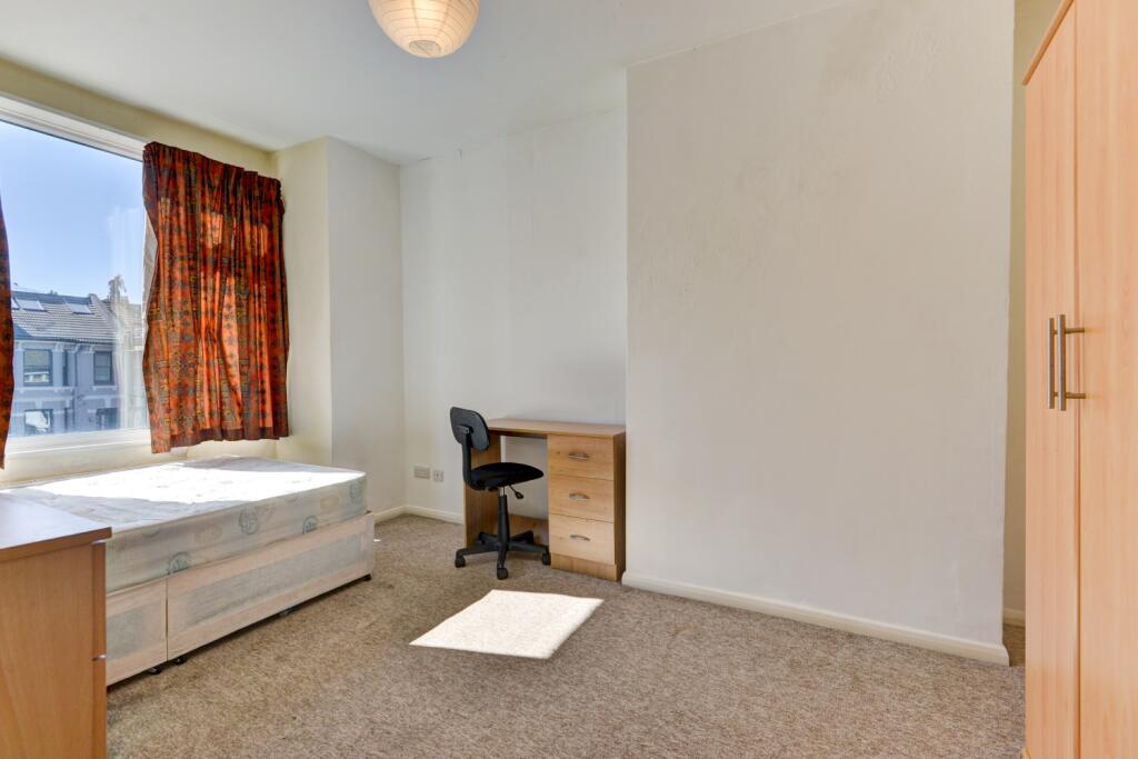 183 Elm Grove Bedroom 8