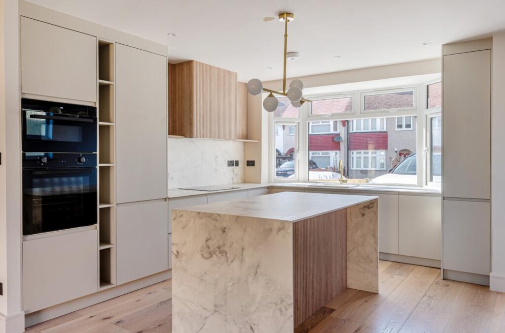 Kitchen estate agents ewemove cheamandsutton