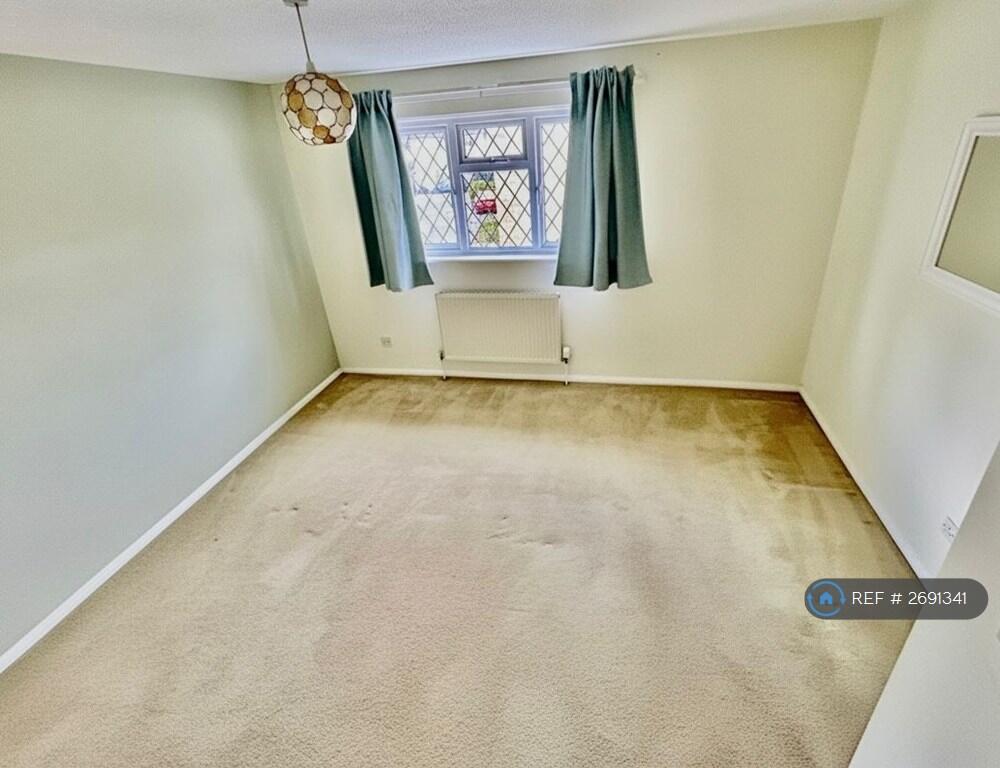 Main Bedroom 