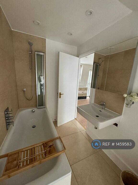 Ensuite Bathroom