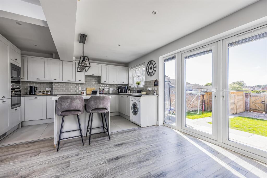 9 High Walk, Fareham-PorticoMarketing-Nexa-24.jpg