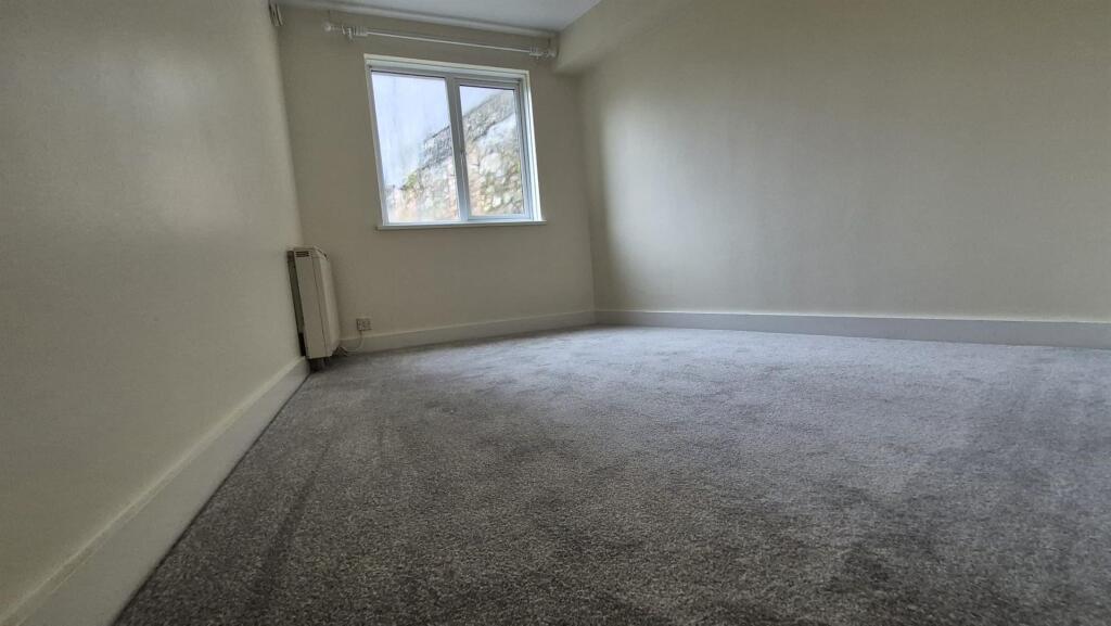 1-17DS Bedroom 1.jpeg