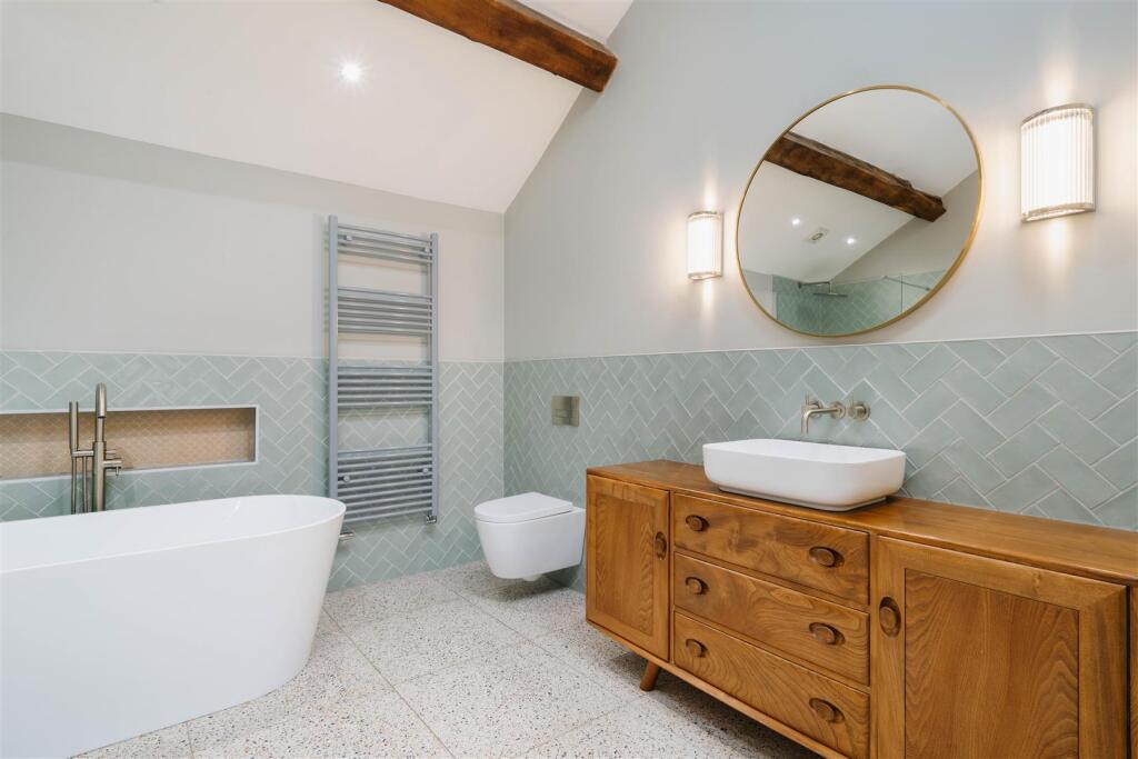 Bathroom-2.jpg