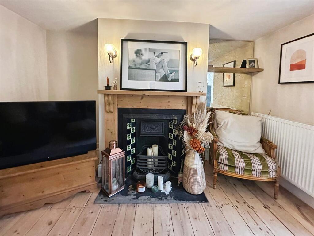 0f3b3211--4B24-9862-6DAED703CA8C-43241-00000C3CAC7