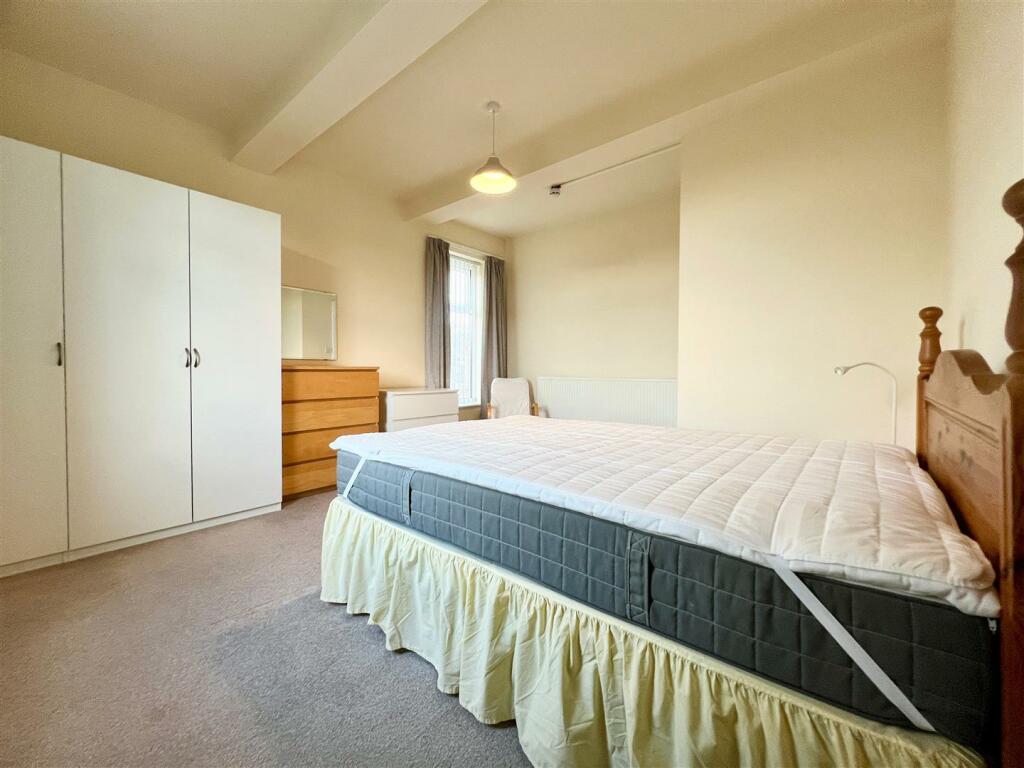 USE bedroom (4).jpg