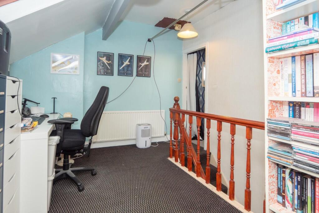 OFFICE SPACE