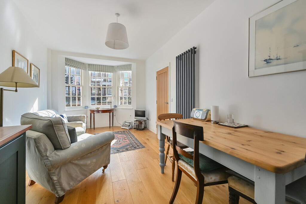 4A WEST CROSS - T...