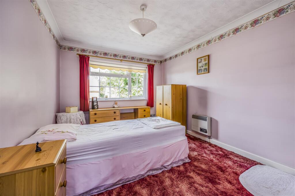 8 Moorgreen Road, Havant-PorticoMarketing-SoldBy-6