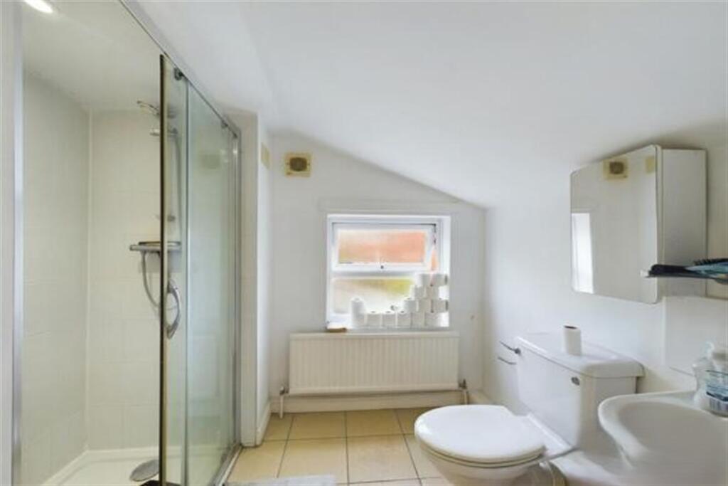 En Suite Shower Room