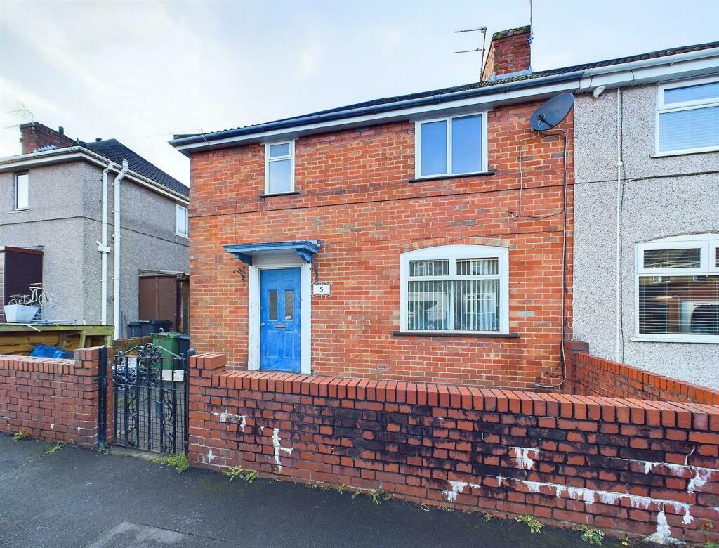 1 - Semi-detached house for Auction, Kingswood, Br