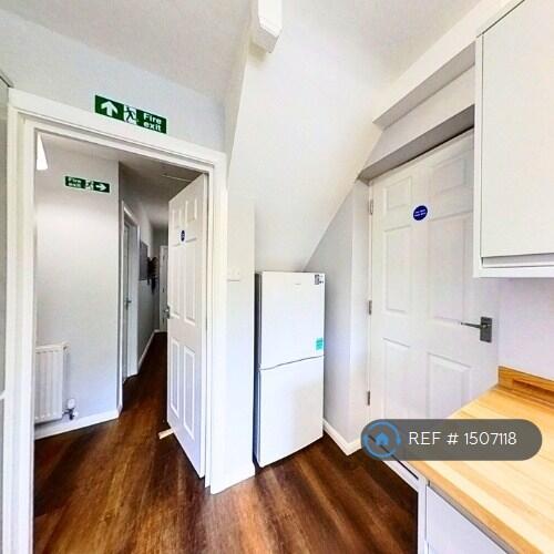 Communal Kitchen