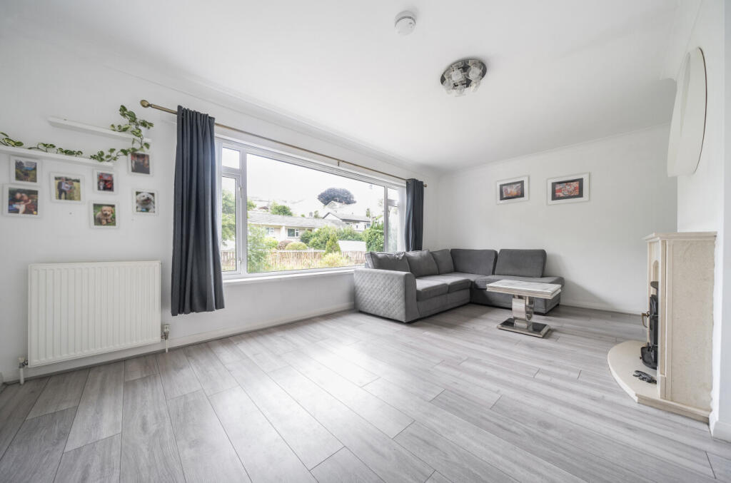 1336589-20-6895d8...