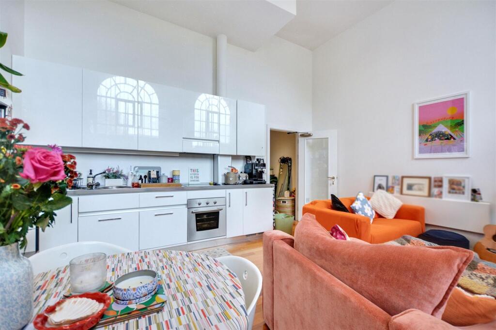 Open Living Kitchen_3.jpeg