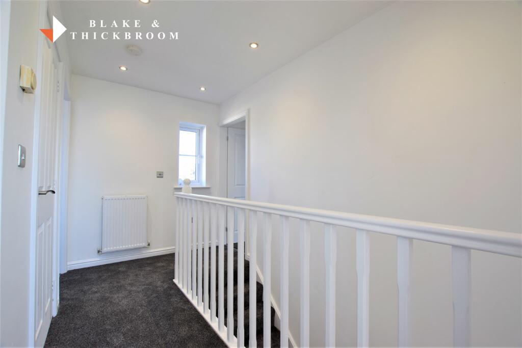 GALLERIED LANDING