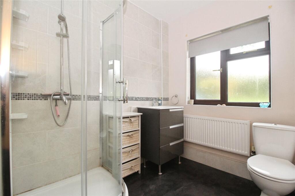 Annexe Shower Room