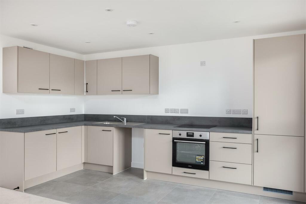 Apartment 21- Internal-3.jpg