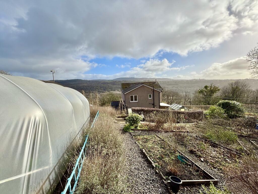 Gardens &amp; Grounds