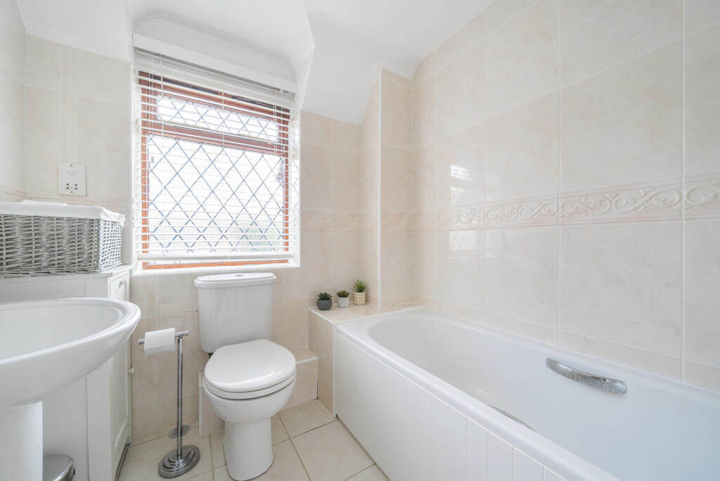 1313877-1-686e9ef...