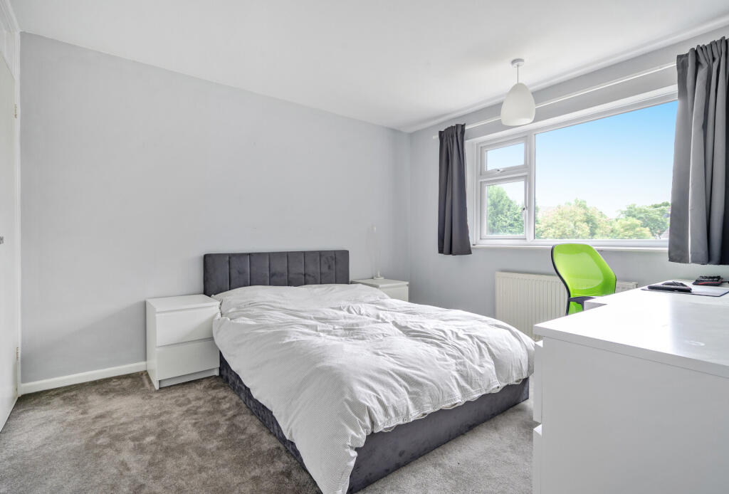 1317527-21-687a37...