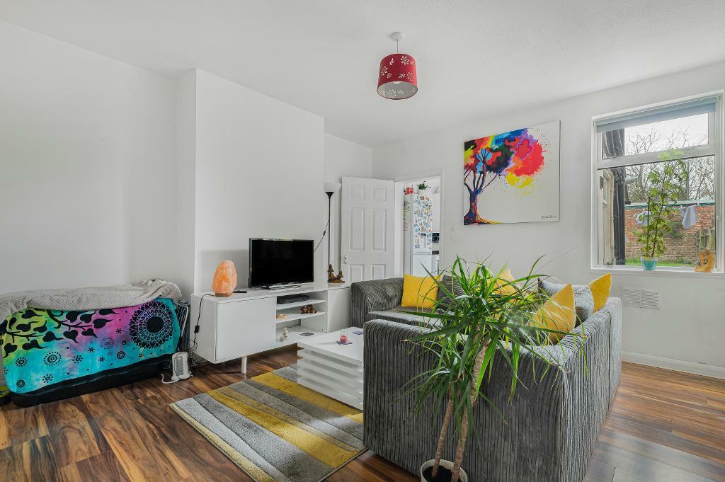 REAR RECEPTION ROOM