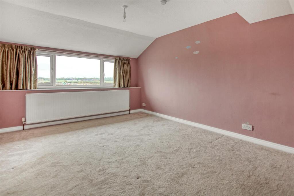 First floor bedroom 2