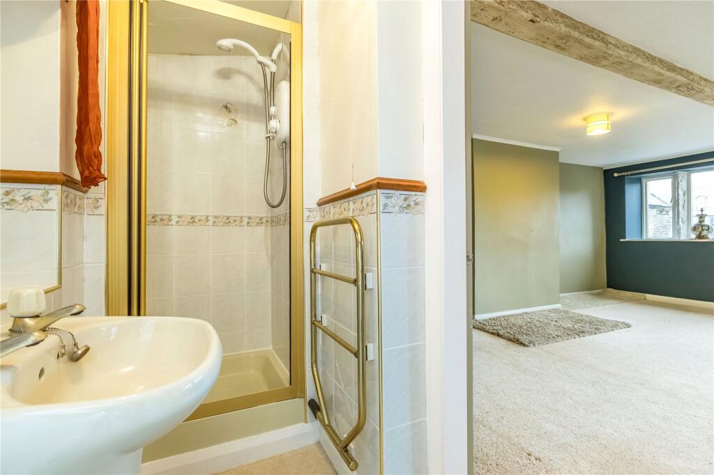 En Suite Shower Room