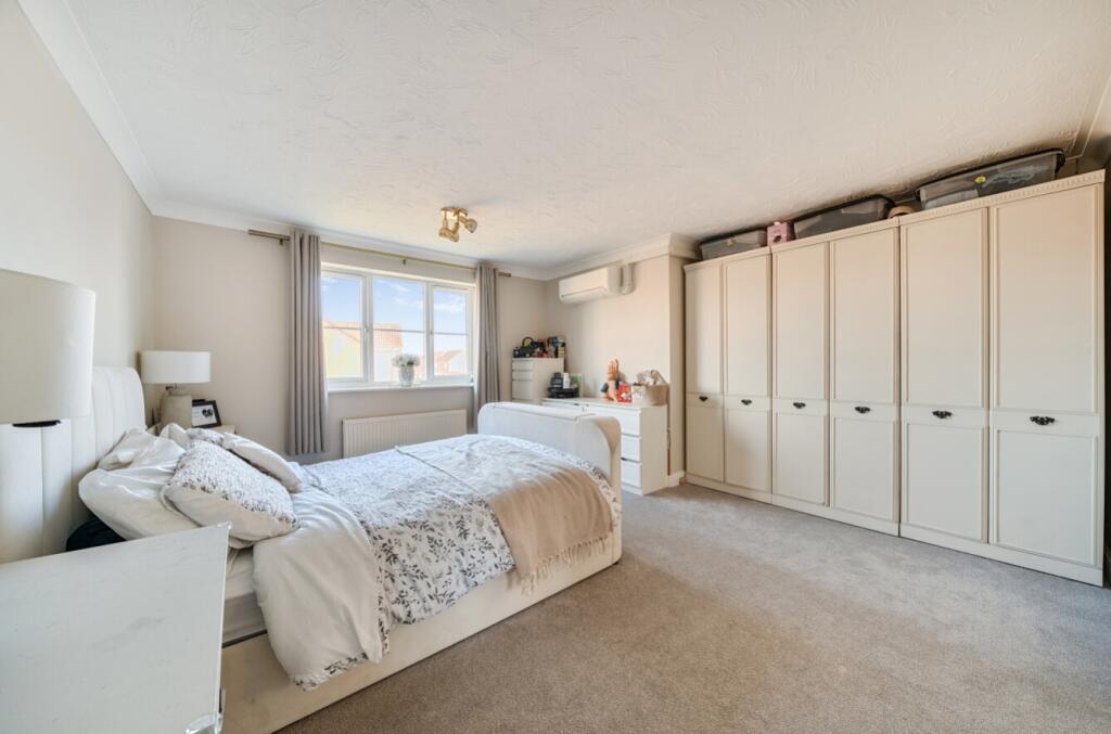 1376091-14-6915e9b3dec9e