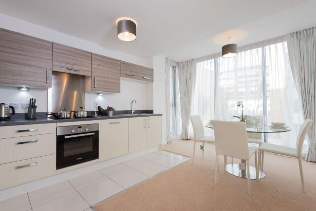 Kitchen/ Living Room
