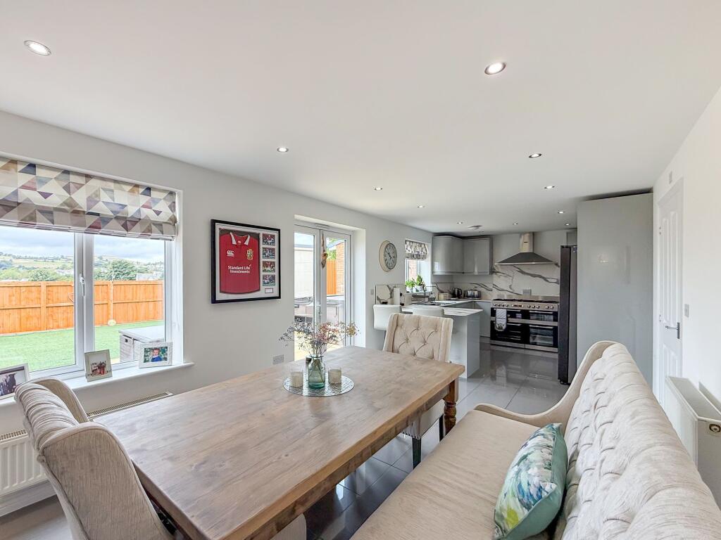 Kitchen/Diner/Sitting