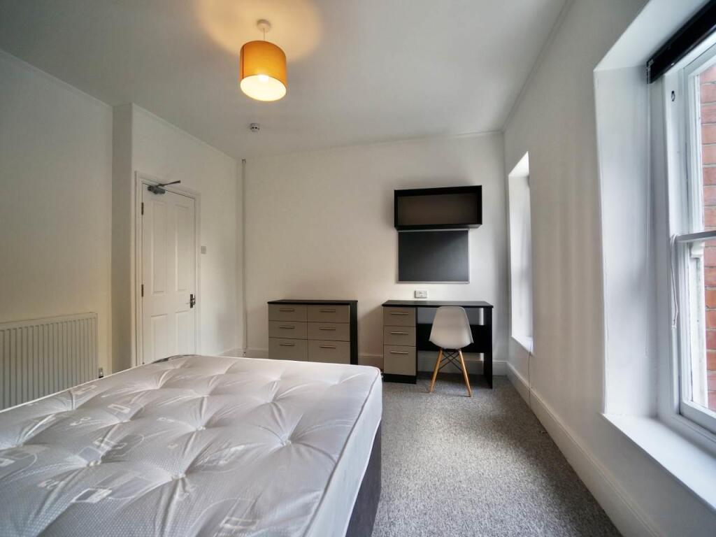 bed3.1.jpg