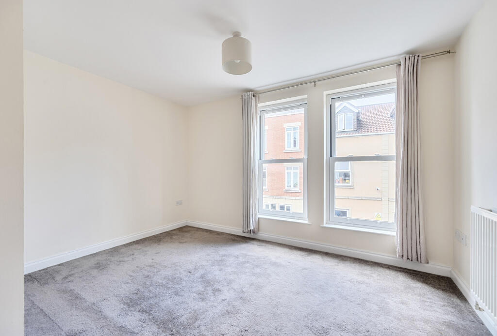 1315294-18-685d24...