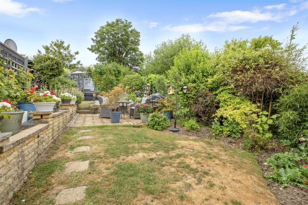 12 Chorley Road, HP14 3AR-11.jpg