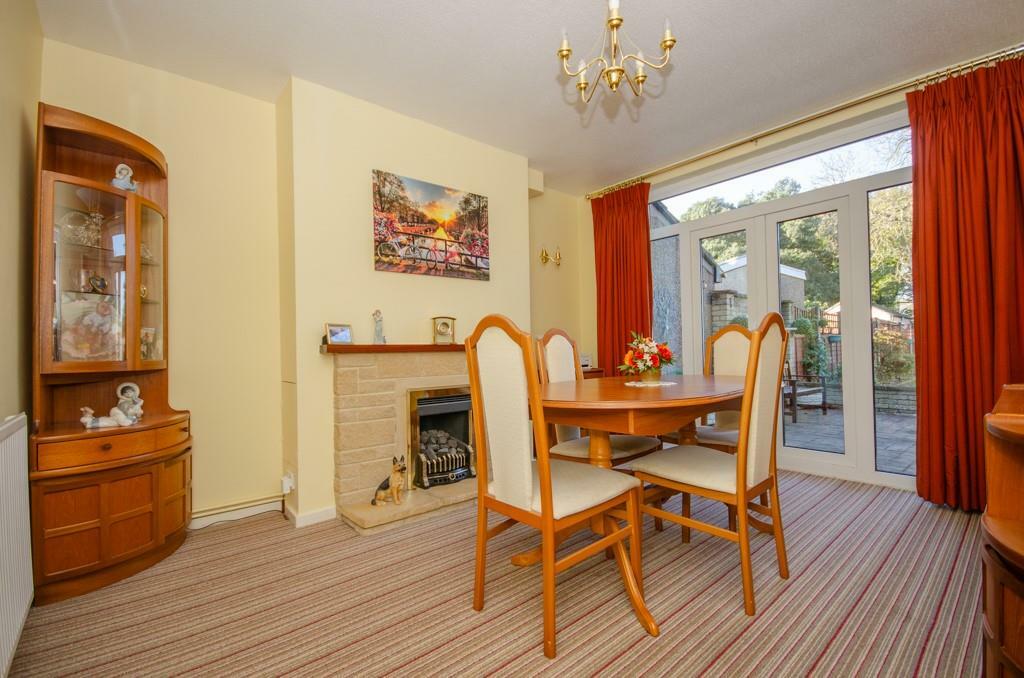Dining room.jpg