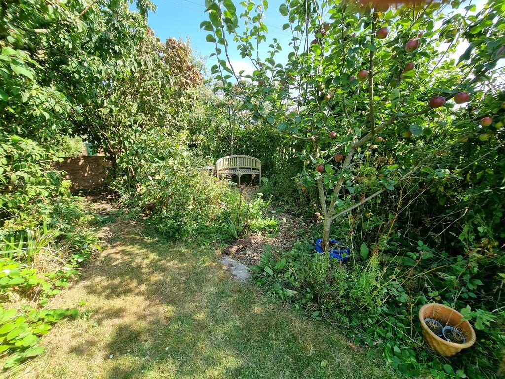 annex front garde...