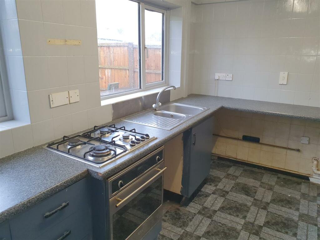 EXTENDED KITCHEN