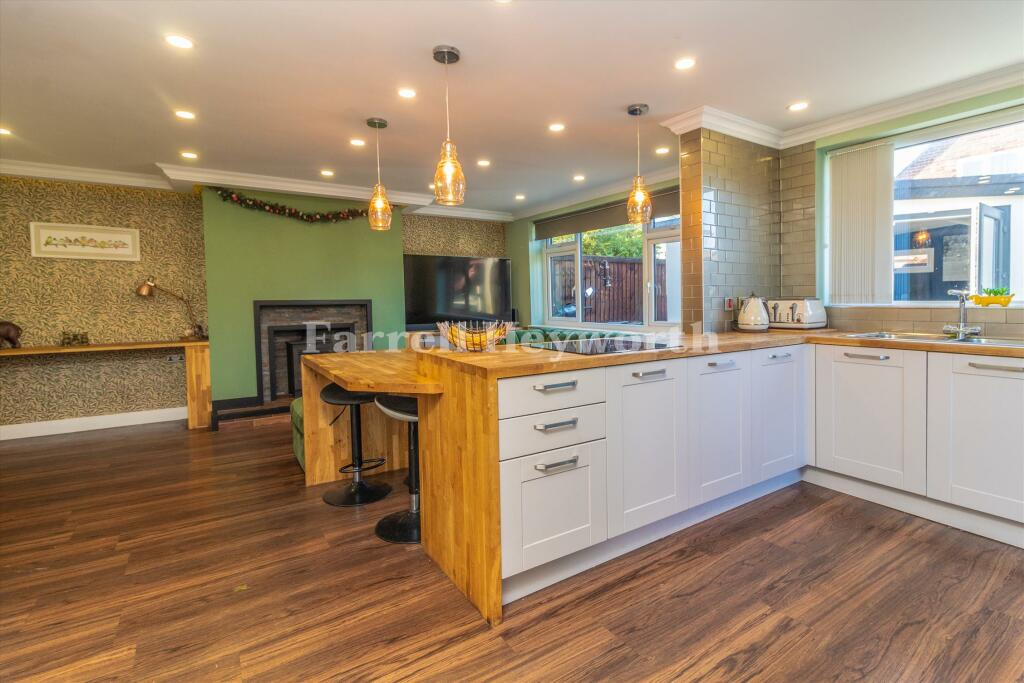 Kitchen image 2
