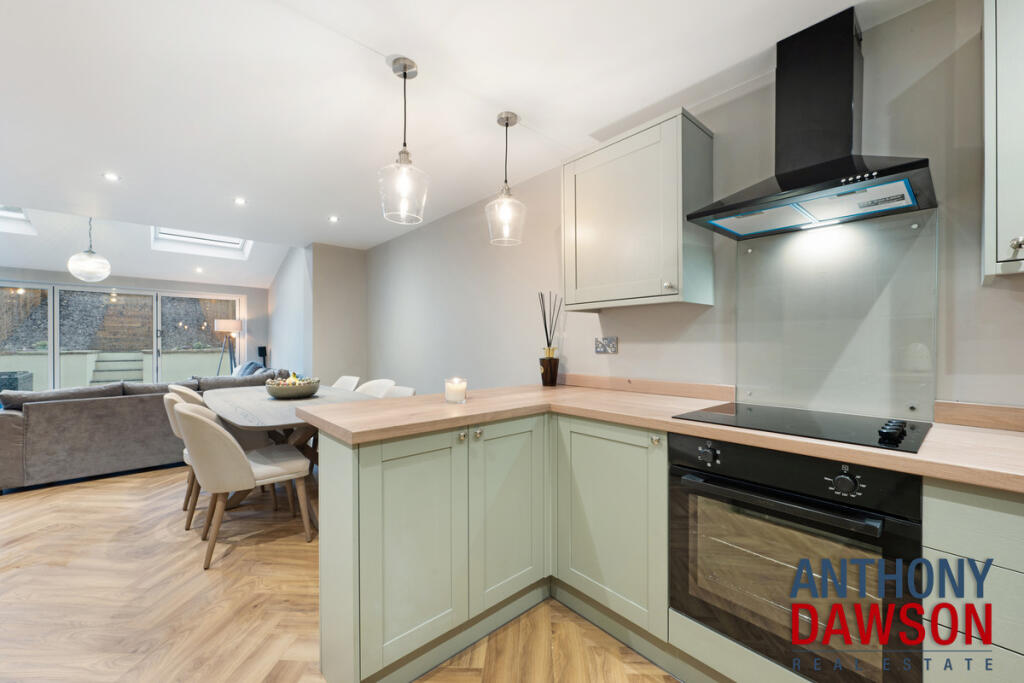 The Bullion, Barley, BB12